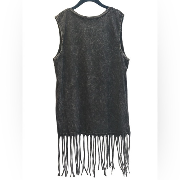 Girls Vintage Havana “I can’t” emoji 100% Cotton sleeveless fringe tank top✨ - Picture 2 of 6